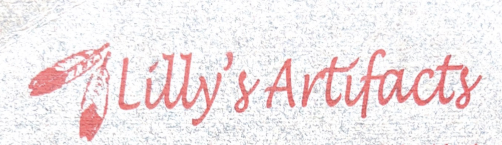 Lilly's Artifacts logo